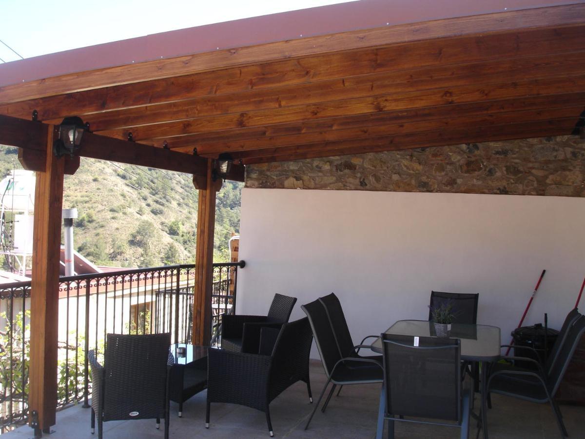 Love Holiday Suite 1 Tris Elies Εξωτερικό φωτογραφία